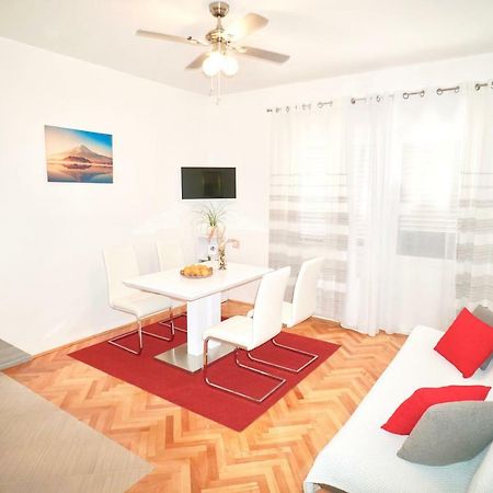 Отель House Mariposa Трогир Экстерьер фото